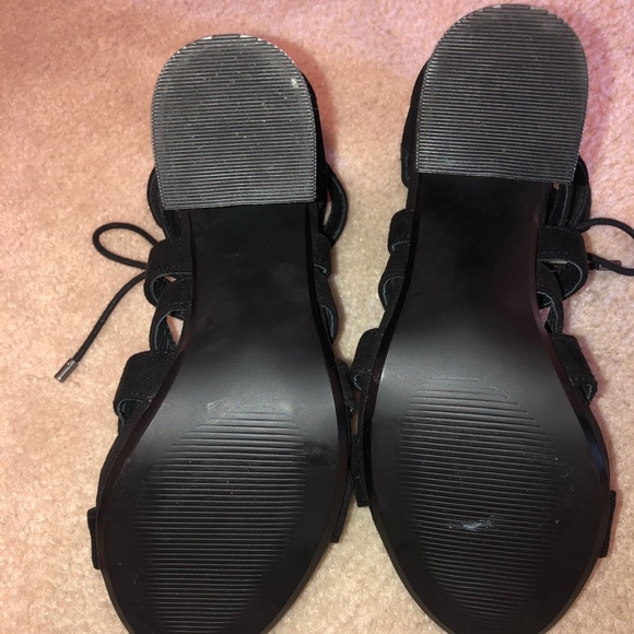 Steve Madden Heels - Picture 4 of 5